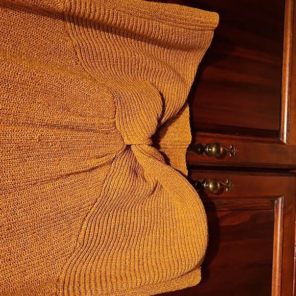 Marled Knit Mustard Sweater Vest. Front Knot/twist, SZ XL, Excellent Condition - Picture 4 of 5